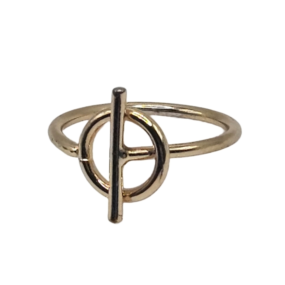 Toggle Design Gold-Tone Ring (Size 7)